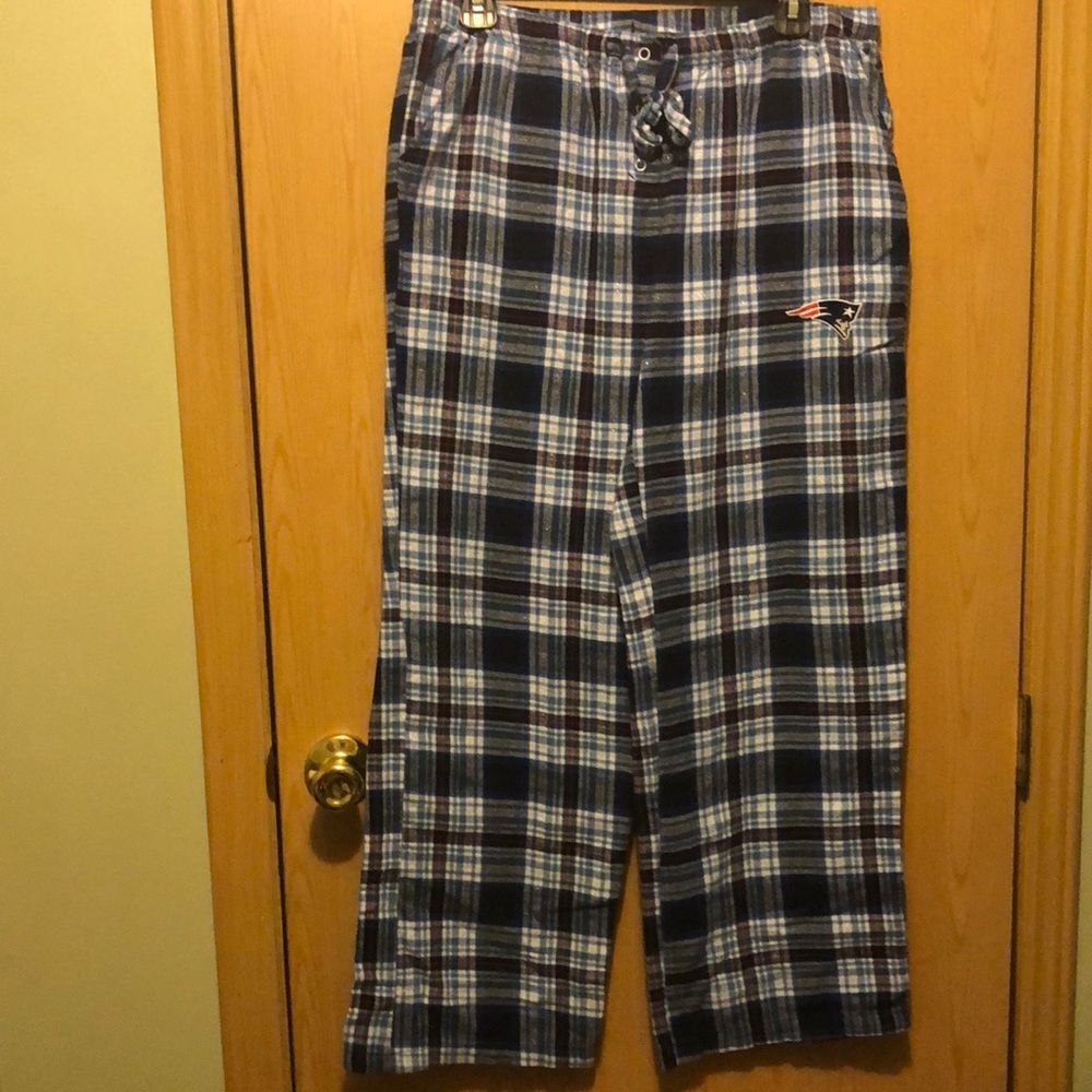 NFL team apparel women’s sleepwear size medium PATRIOTS